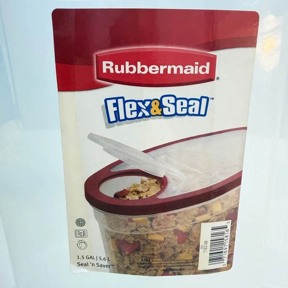 Rubbermaid preowned excellent